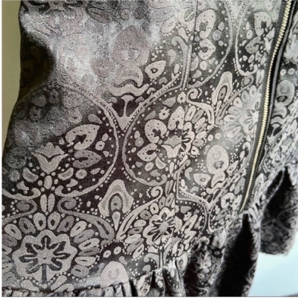 Lovers + Friends Suite Life dress black jacquard floral ruffle - Picture 3 of 10